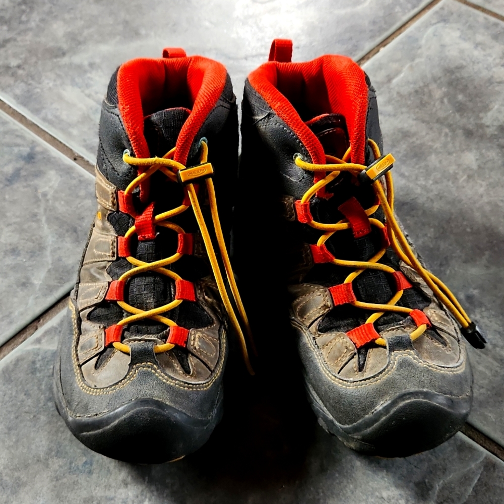 Keen Hikers
